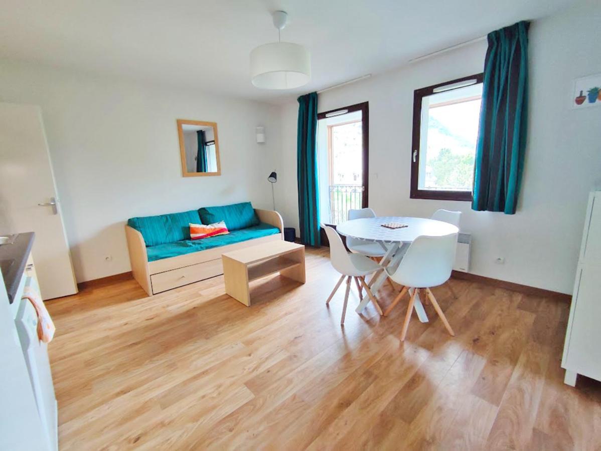 Апартаменти T3 Les Jardins De Ramel, Parking, Balcon, Ascenseur, 5 Personnes Bagneres-de-Luchon Екстер'єр фото